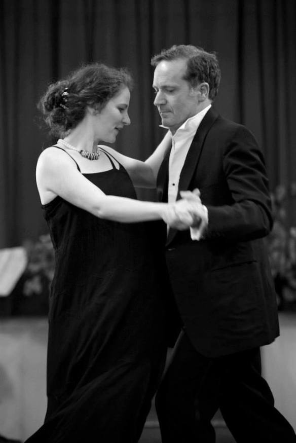 300691_10151667860432682_593671467_n