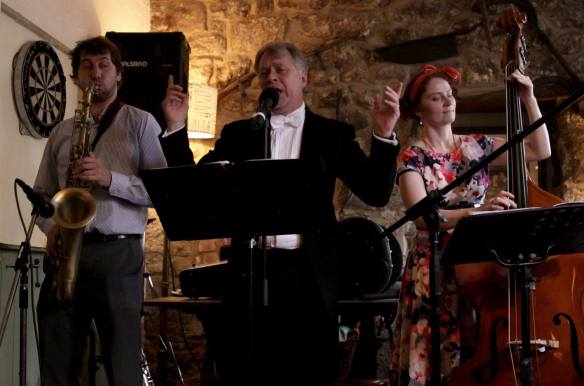 10256121_713512672032184_1298372478669785460_o